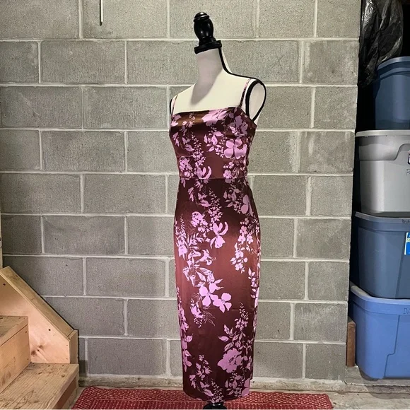 Reformation Oaklie silk dress. - Picture 4 of 14